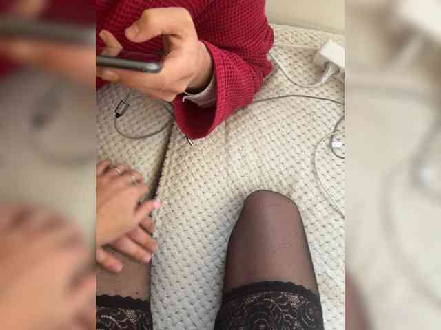 Kristi-Lauraa webcam