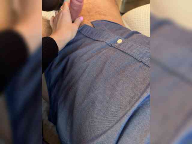 Kristi-Lauraa webcam