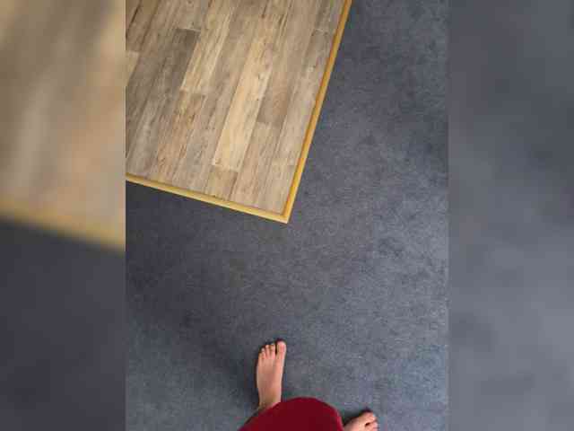 Kristi-Lauraa webcam