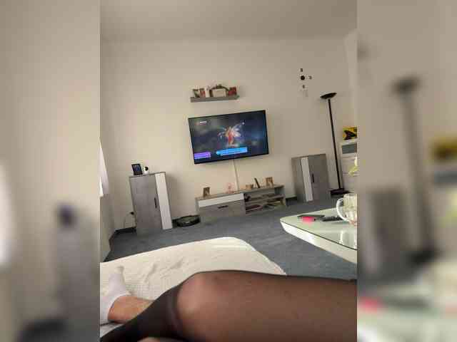 Kristi-Lauraa webcam