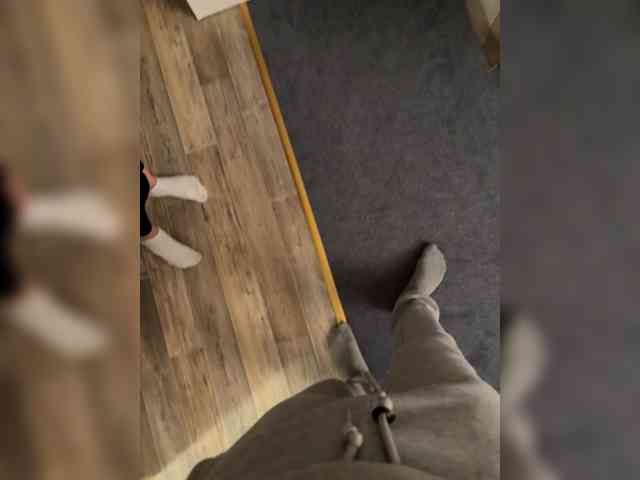 Kristi-Lauraa webcam