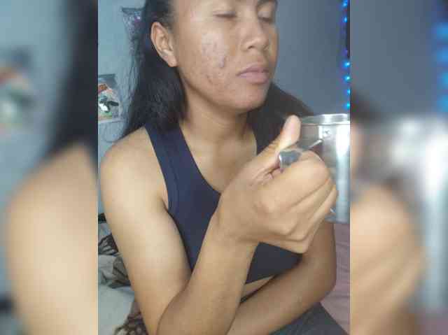 Sonyah-5 webcam