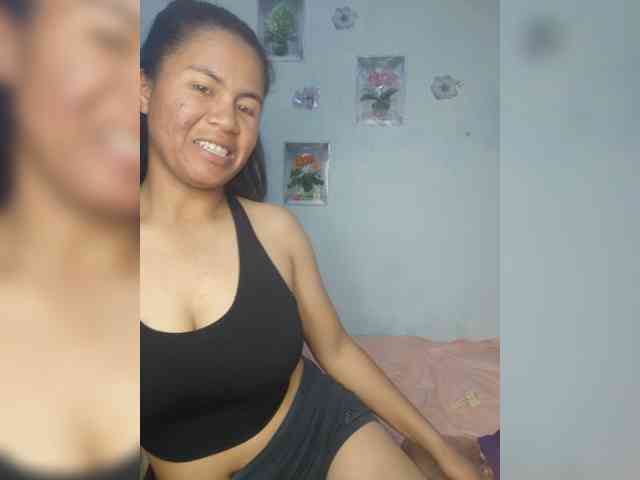Sonyah-5 webcam