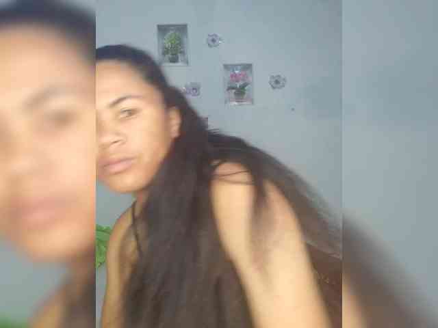 Sonyah-5 webcam