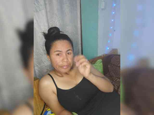 Sonyah-5 webcam