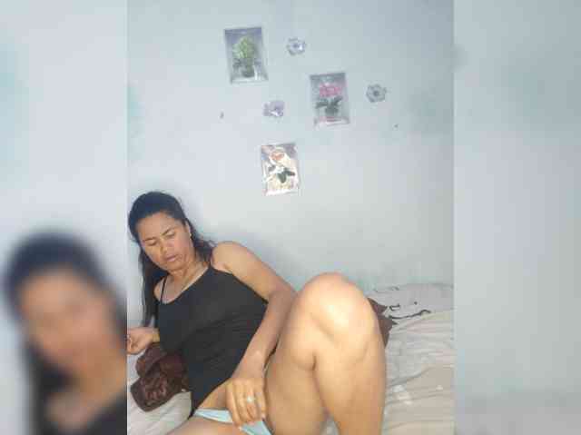 Sonyah-5 webcam