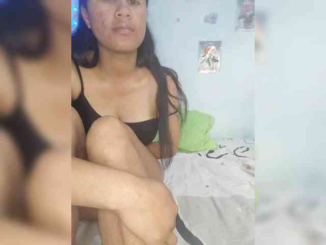 Sonyah-5 webcam