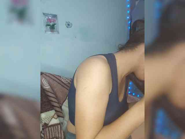 Sonyah-5 webcam