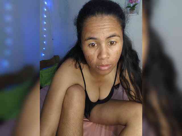 Sonyah-5 webcam