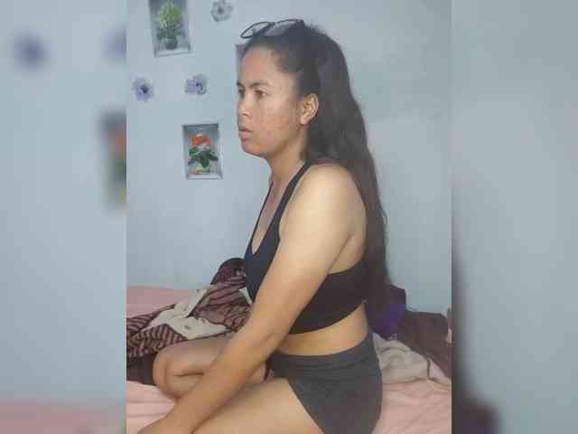 Sonyah-5 webcam