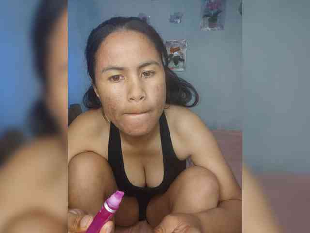 Sonyah-5 webcam