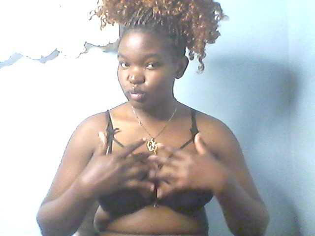 Babyclouda live cam on BongaCams