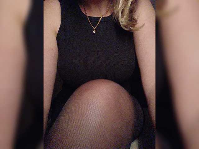 -JuliaRose- live cam on BongaCams