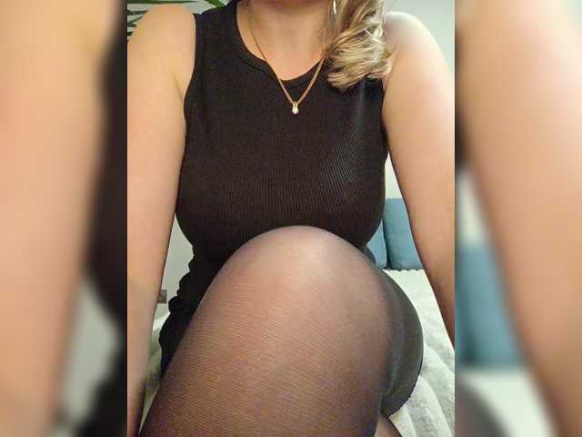 -JuliaRose- live cam