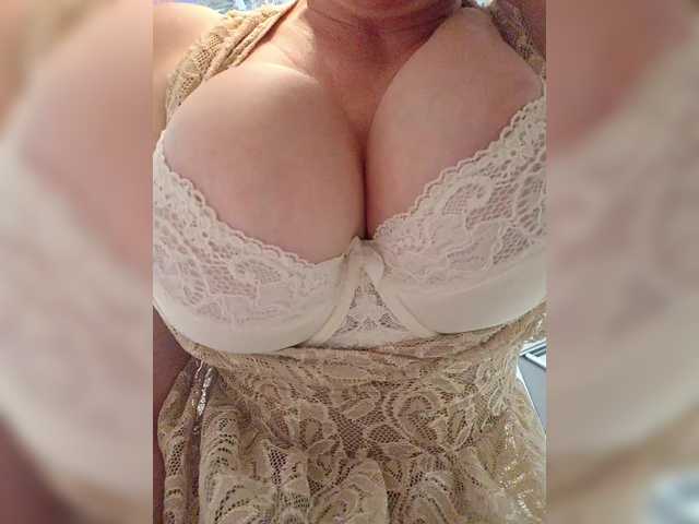 -JuliaRose-