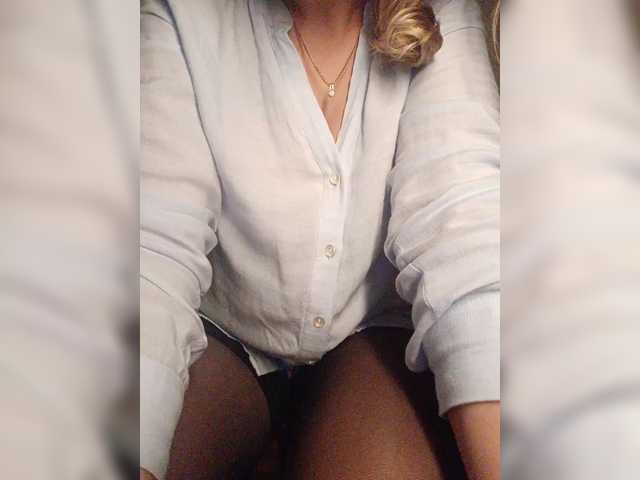 -JuliaRose- live cam on BongaCams