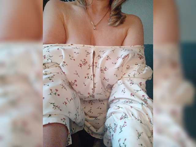 -JuliaRose- live cam on BongaCams