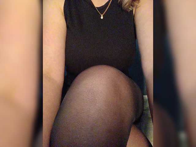 -JuliaRose- live cam on BongaCams