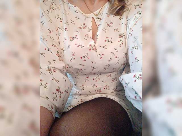 Julia_Rose live cam on BongaCams