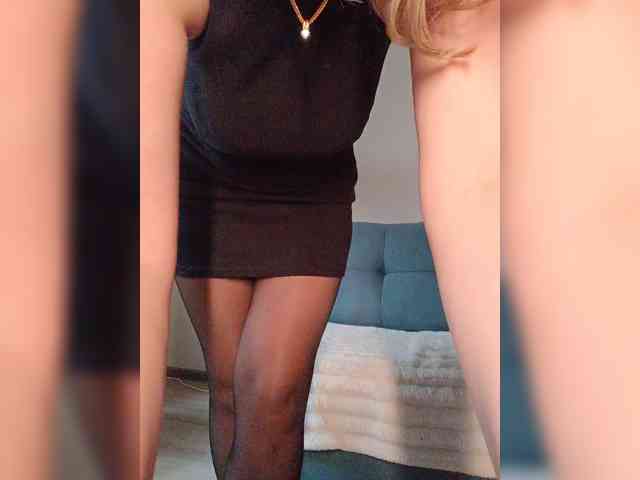 Модель: -JuliaRose-