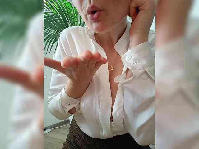 -JuliaRose-