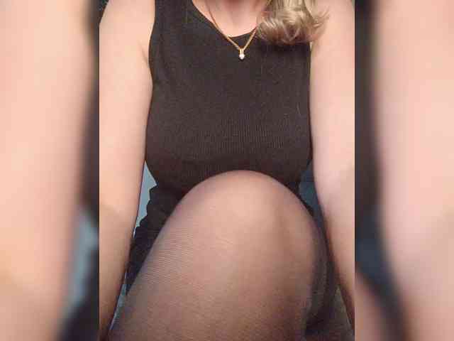 -JuliaRose-