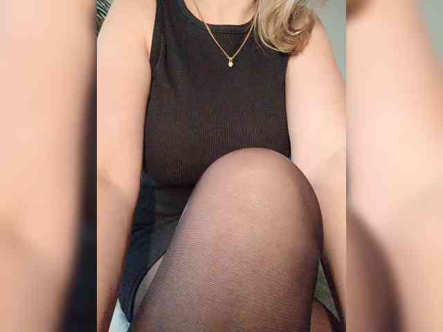 -JuliaRose-