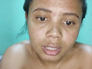 Adele01's Live Webcam