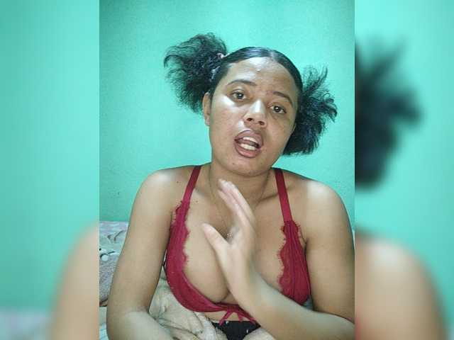 Adele01 live cam on BongaCams