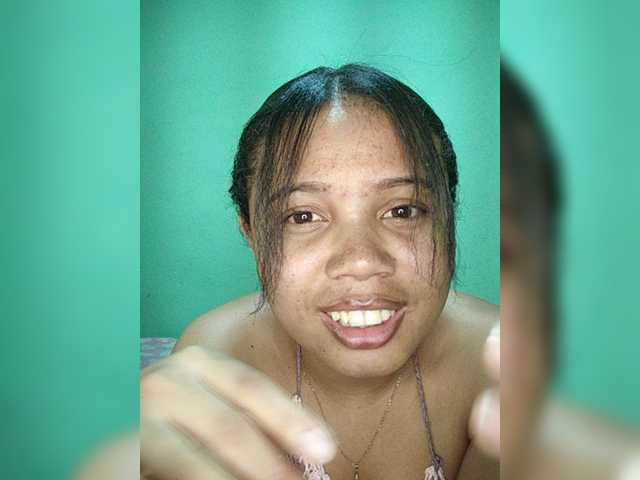 Adele01 live cam on BongaCams