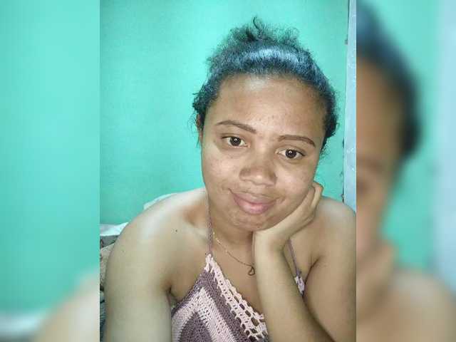 Adele01 live cam on BongaCams