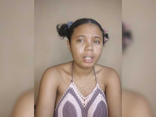Adele01 live cam on BongaCams