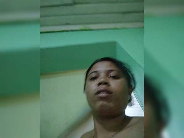 Adele01 live cam on BongaCams