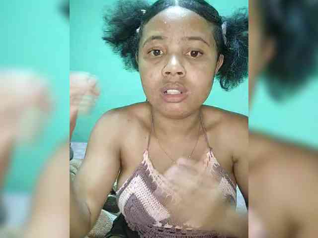 Adele01 webcam