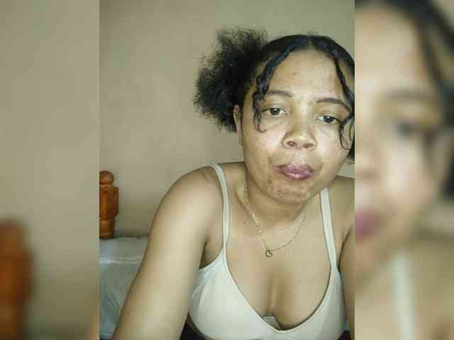 Adele01 webcam
