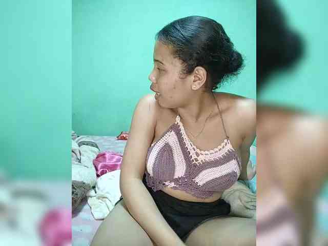 Adele01 webcam