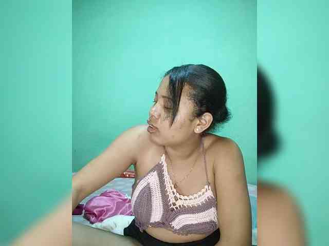 Model: Adele01