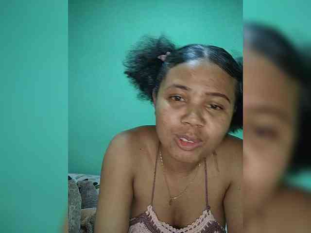 Adele01 webcam