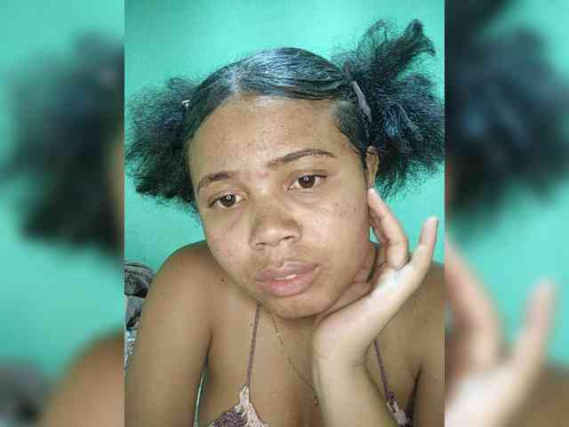 Adele01 webcam