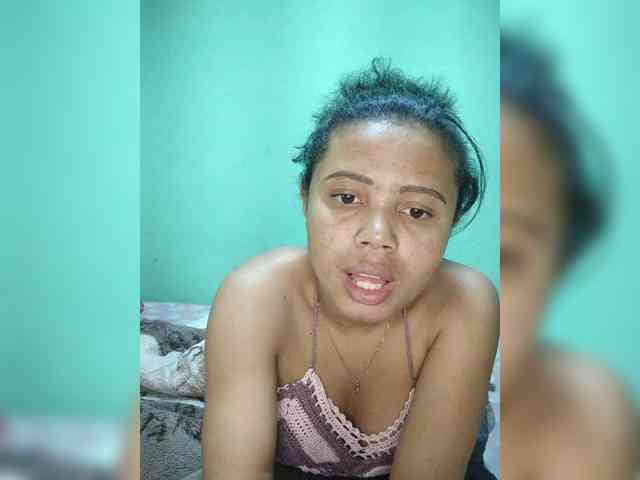 Adele01 webcam