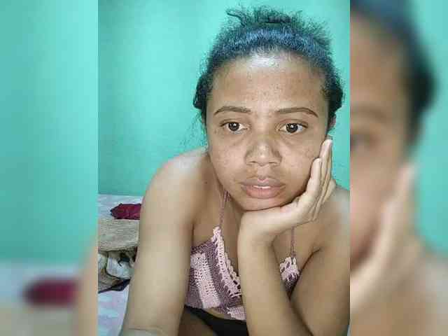 Model: Adele01