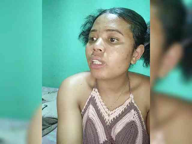 Adele01 webcam