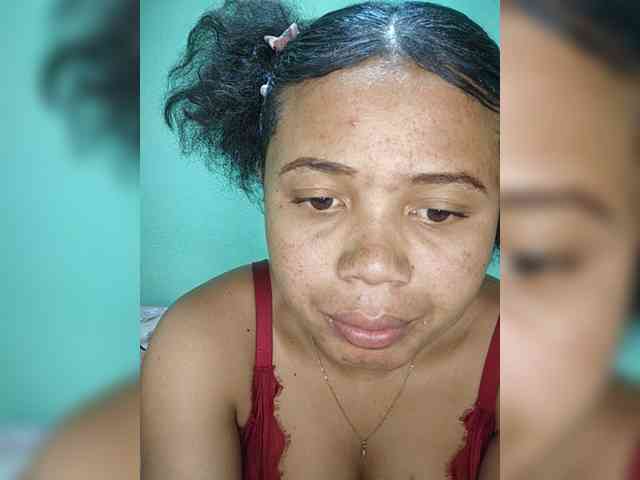 Adele01 webcam