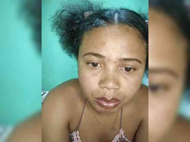 Adele01 webcam