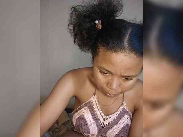 Adele01 webcam