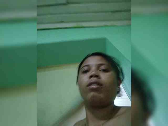 Adele01 webcam