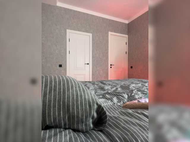 Milashka66 live cam on BongaCams