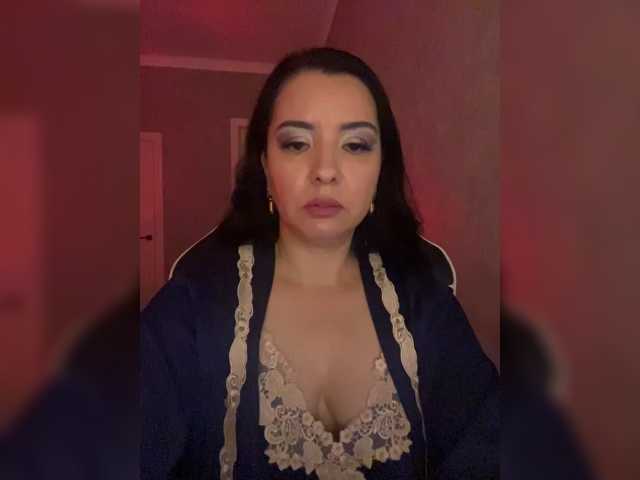 Milashka66 live cam on BongaCams