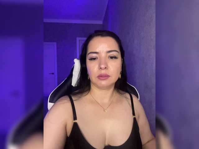 Milashka66 live cam on BongaCams