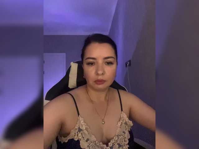 Milashka66 live cam on BongaCams